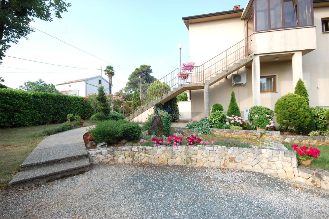 Apartment Jelka Malinska Luaran gambar