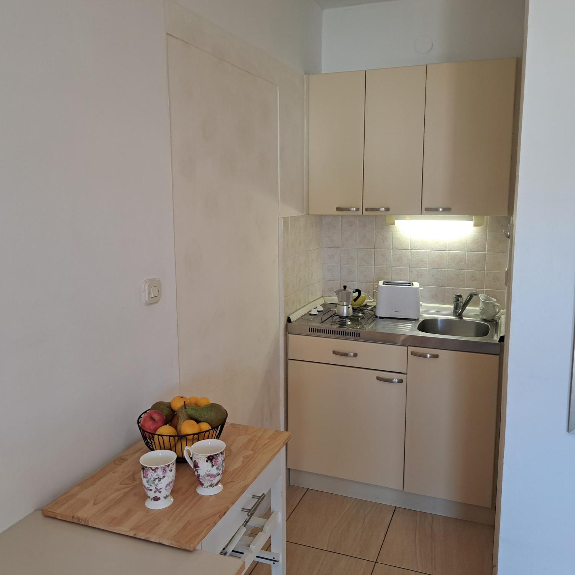 Apartment Jelka Malinska Luaran gambar
