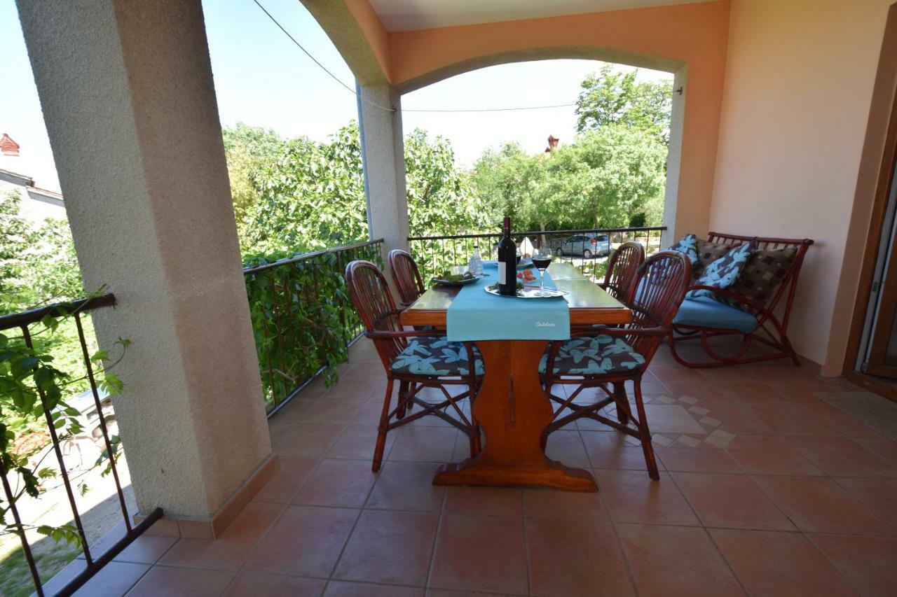 Apartment Jelka Malinska Luaran gambar